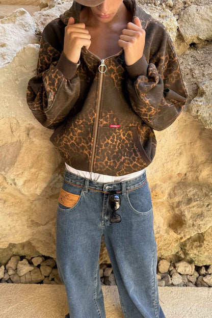 𝗟𝗲𝗼𝗽𝗮𝗿𝗱 𝗭𝗶𝗽-𝗨𝗽