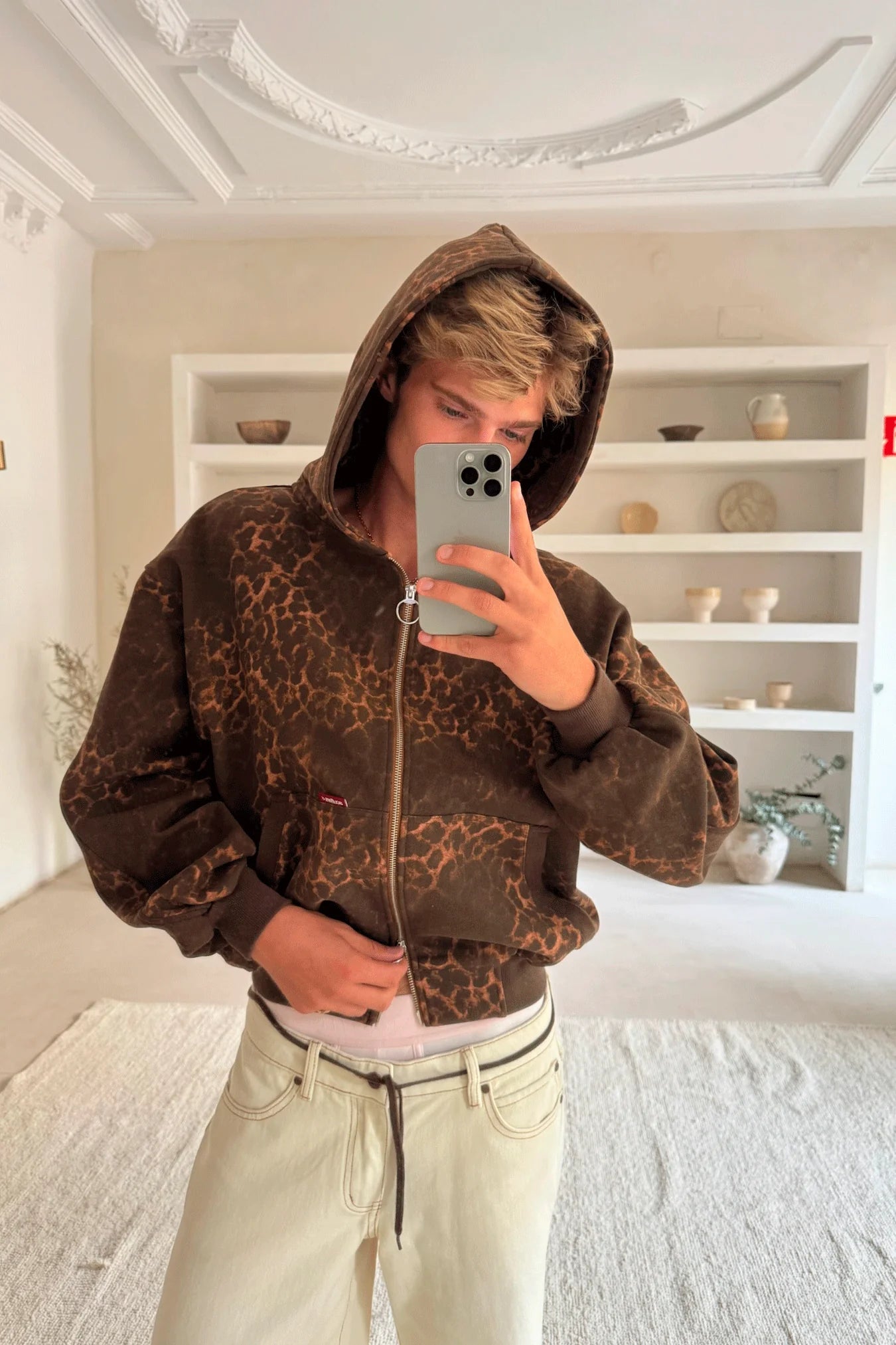 𝗟𝗲𝗼𝗽𝗮𝗿𝗱 𝗭𝗶𝗽-𝗨𝗽